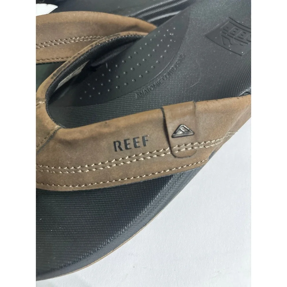 Reef Brown Flip Flops (size 7)
